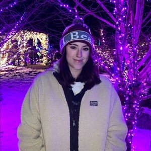 Meet your Posher, Avery